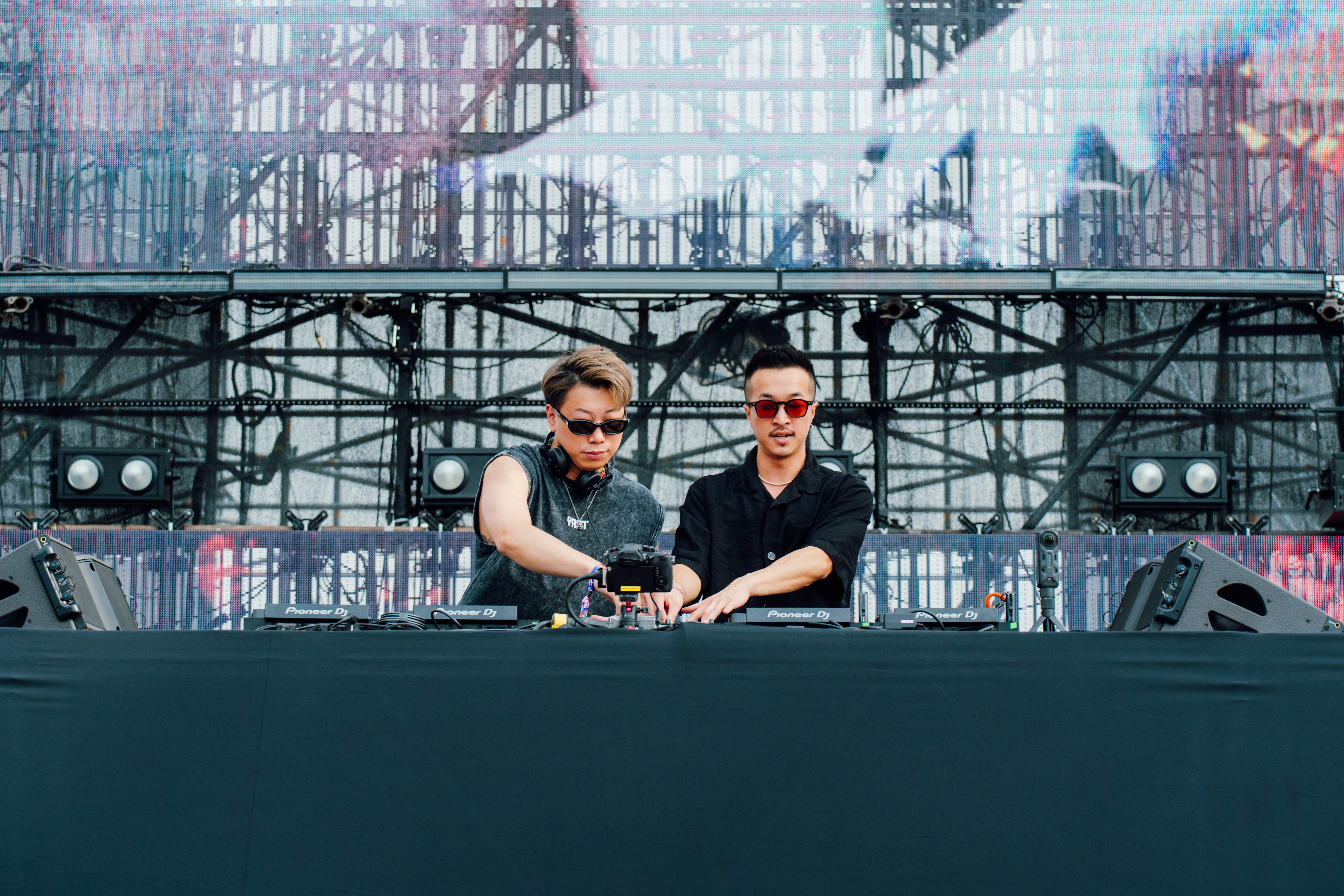 SNEAKOUT Festival Stage